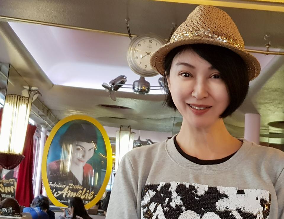 53岁杨林「母逝淡出演艺圈15年」一辈子不婚不生 转行当画家曝冻龄