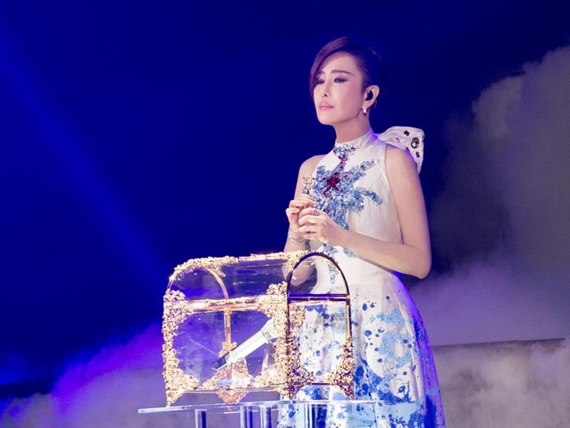 江蕙没工作「月入数十万」花钱有妙招 网一看大赞:「不愧是国宝天后」