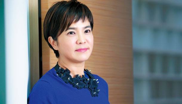 李艳秋忆「亡母失智10年」家中看护1个月换12次 「上有4个哥哥」她义