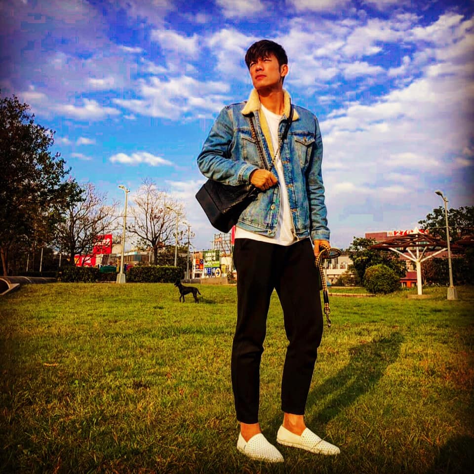 com/johnchen1002/ 这房子目前市值1200万到1400万元,粗估装潢费也