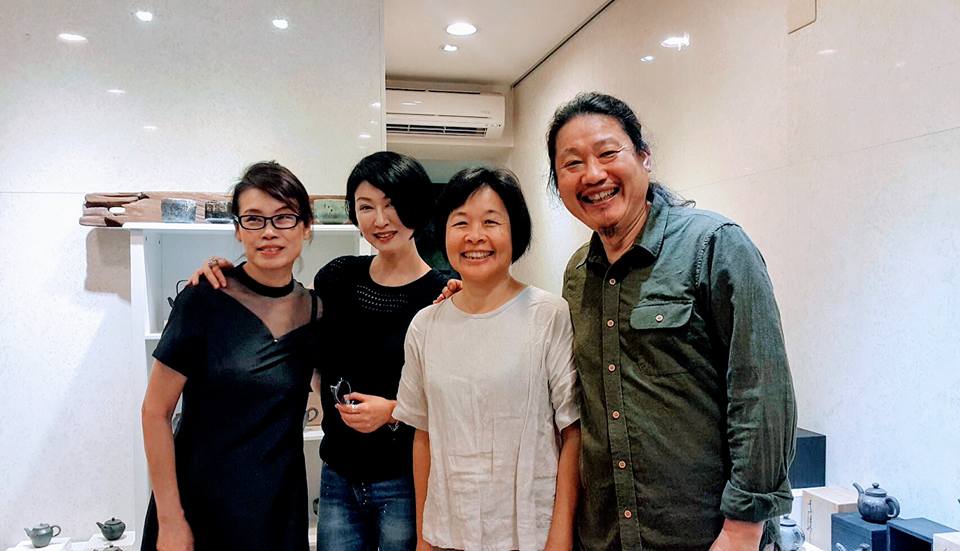 54岁杨林「母逝淡出演艺圈17年」一辈子不婚不生 转行当画家曝冻龄